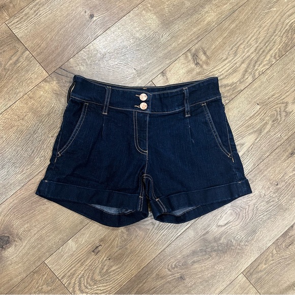 New York and Company dark denim cuff short - Size 0 - Picture 2 of 7